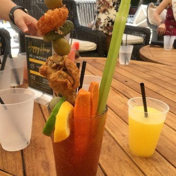 Limonada Bar + Brunch - Bloody Mary - Breakfast & Brunch Near Me - Miami Beach, Florida