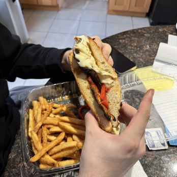 MULBERRY STREET BABYLON - Updated May 2025 - 193 Photos & 227 Reviews