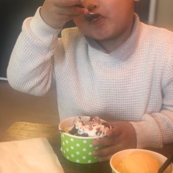 Ice Dream - Chocolate ice cream and Thai tea ice cream - Bubble Tea Near Me - Sacramento, California Ice Dream - Chocolate ice cream and Thai tea ice cream - Bubble Tea Near Me - Sacramento, California