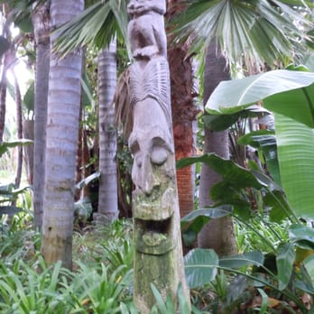 Humphreys Half Moon Inn - Tiki in the garden - San Diego, CA