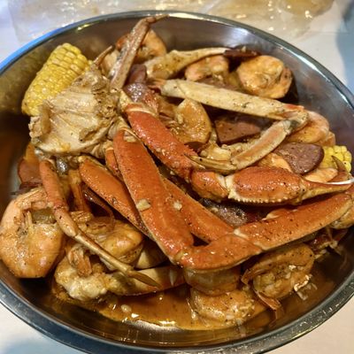 Mad Seafood Boiler by null