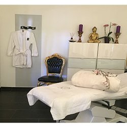 Blankeneser Kosmetikstudio - Einer unserer Behandlungsräume für  med. Kosmetik, Massage, Make up, Mikroneedling, Ultraschall ...