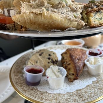 Robinsons Tea Room - Desserts Near Me - Stony Brook, New York