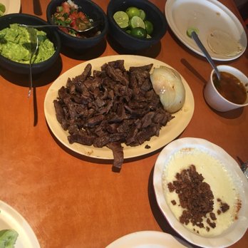Kiki's Restaurant Familiar - Parrillada para 2 - Mexican Near Me - McAllen, Texas Kiki's Restaurant Familiar - Parrillada para 2 - Mexican Near Me - McAllen, Texas
