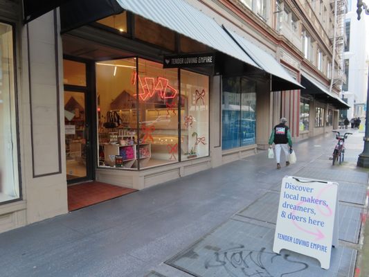 Tender Loving Empire by null