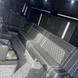 654Limo