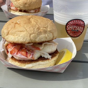 The Clam Shack - Lobster Roll Sandwich - Seafood Near Me - Kennebunk, Maine