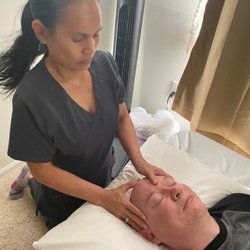 Nuad Thai - Head massage