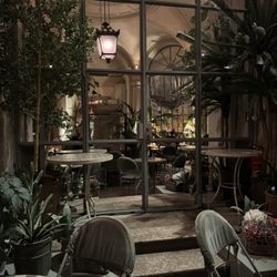 LùBar - Dining room area