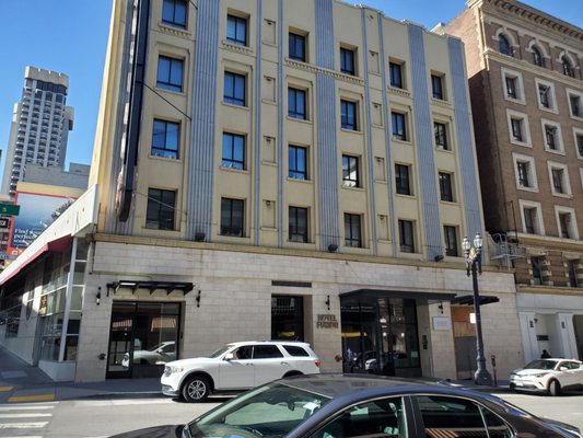 Hotel Fusion by null