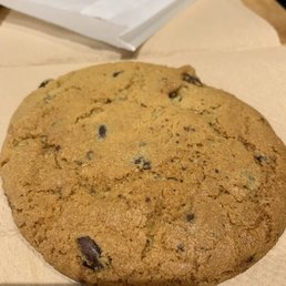 Chocolate Chip Cookie
