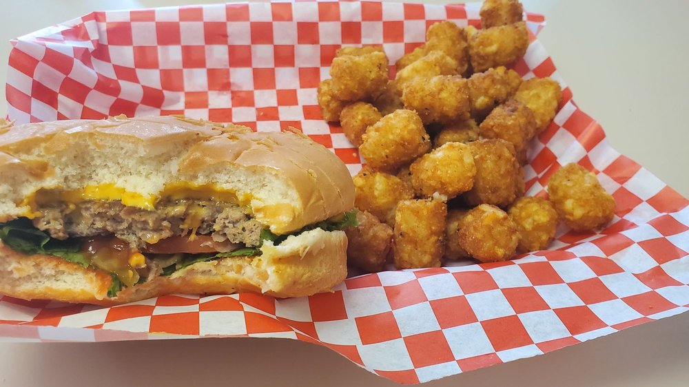 SUNDOWN SUBS Updated October 2024 22 Reviews 607 NE Big Bend Trl