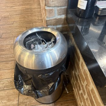 85°C Bakery Cafe - Coffee & Tea Near Me - Chino Hills, California