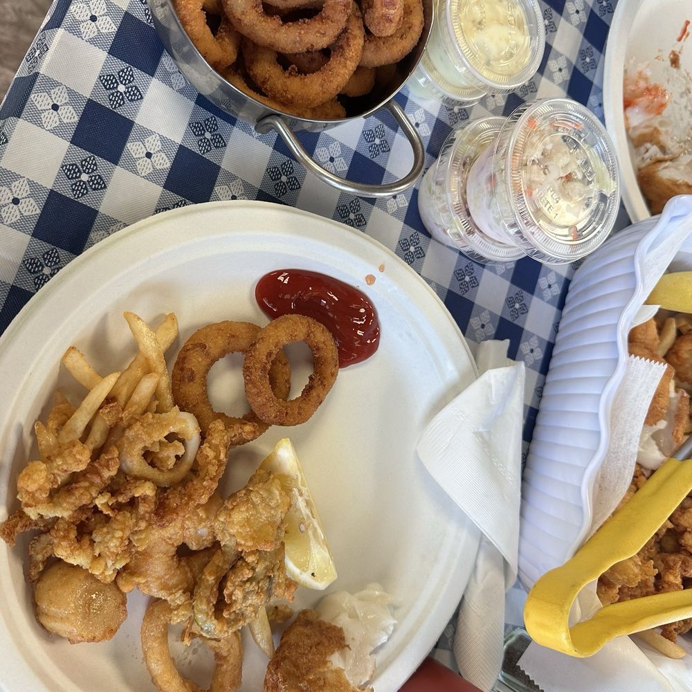 Mom's Nothing Fancy - Seafood Near Me - Southington, Connecticut Mom's Nothing Fancy - Seafood Near Me - Southington, Connecticut