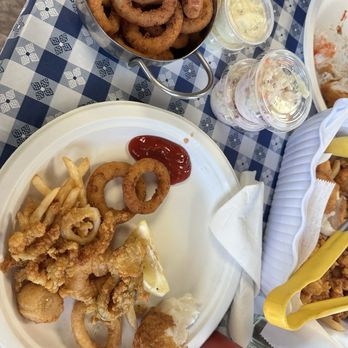 Mom's Nothing Fancy - Seafood Near Me - Southington, Connecticut Mom's Nothing Fancy - Seafood Near Me - Southington, Connecticut