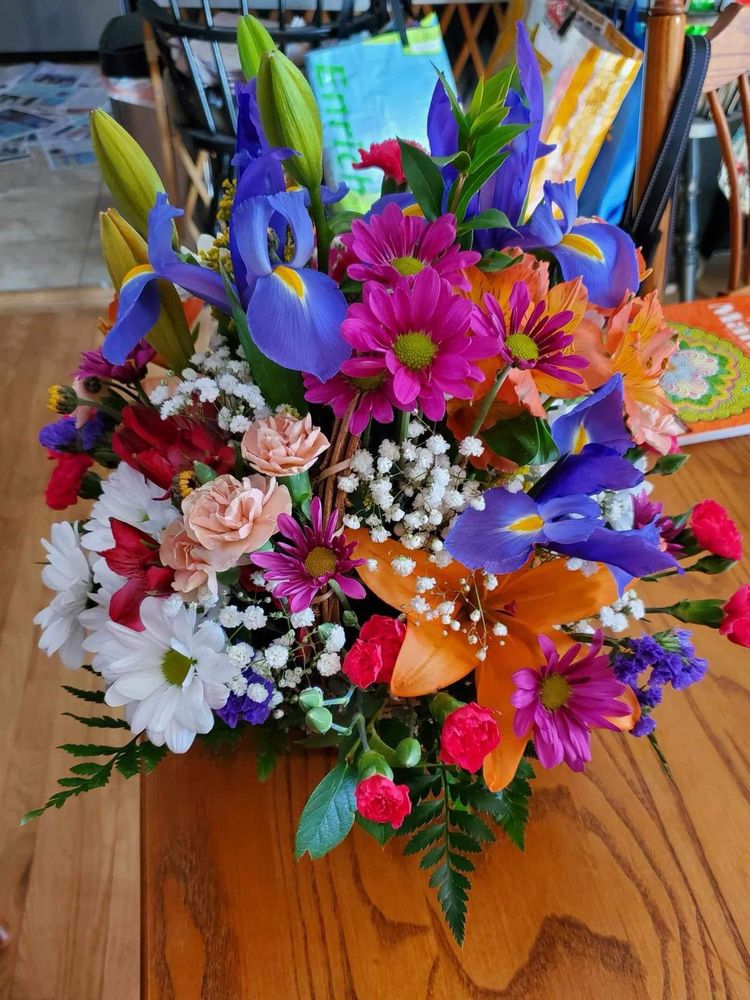 MAPLEHURST FLORIST Updated October 2024 12 Photos & 21 Reviews 10