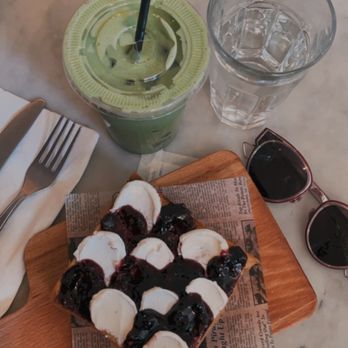 Davelle - Match au lait with coffee jelly and oat milk. Blueberry and cream cheese toast. - Japanese Near Me - New York, New York Davelle - Match au lait with coffee jelly and oat milk. Blueberry and cream cheese toast. - Japanese Near Me - New York, New York
