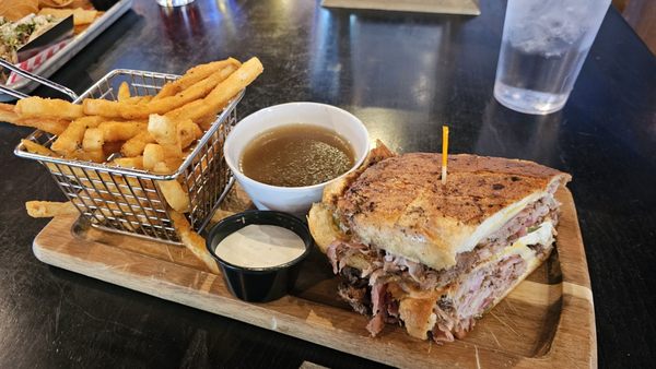 Alpha Charlie's Tap & Tavern by null