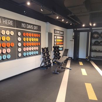 Moxy - Gym - Hotels Near Me - Fayetteville, Arkansas Moxy - Gym - Hotels Near Me - Fayetteville, Arkansas