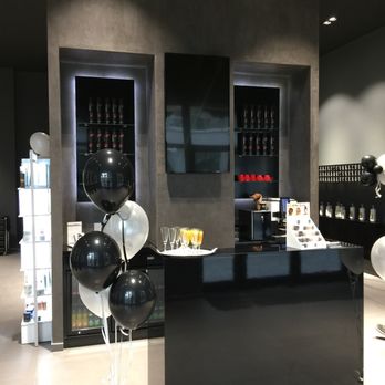 UNICUT - Hair Salons Near Me - Berlin, BE
