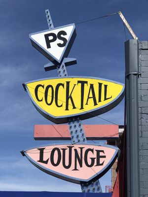 P S Lounge by null