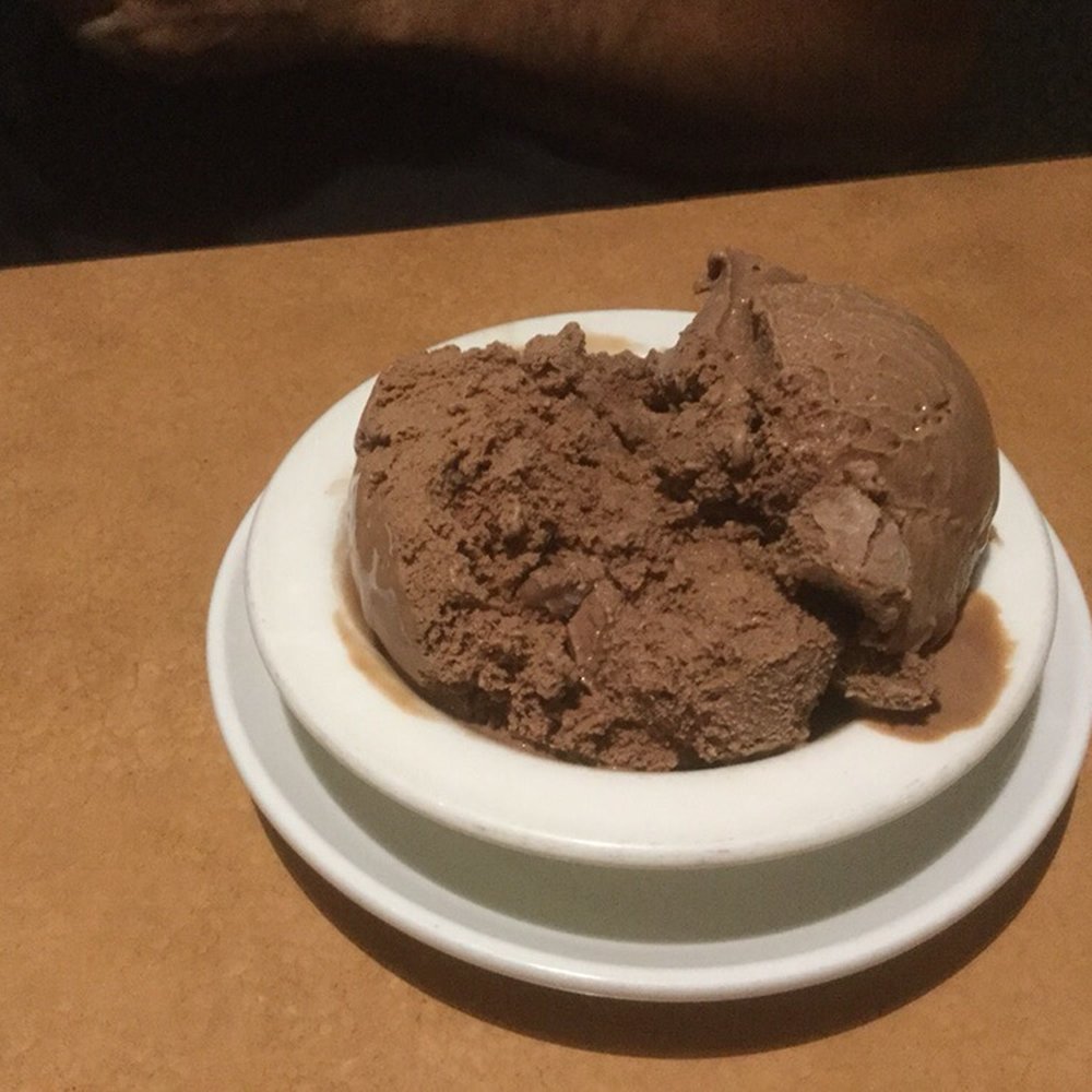 Zippy's Nimitz - Thank you for the generous scoop of Chocolate ice cream - Diners Near Me - Honolulu, Hawaii