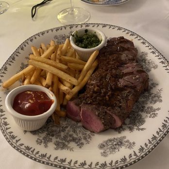 The Red Lion Inn - Steak Frites Steak Frites* - Hotels Near Me - Stockbridge, Massachusetts