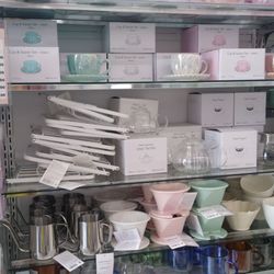 Daiso - Pink T Pot , to the upper right.