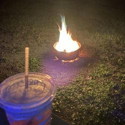 Three Valley Campground - Drinks and friends