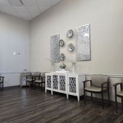 Touchstone Imaging Arlington Breast Center - Lobby
