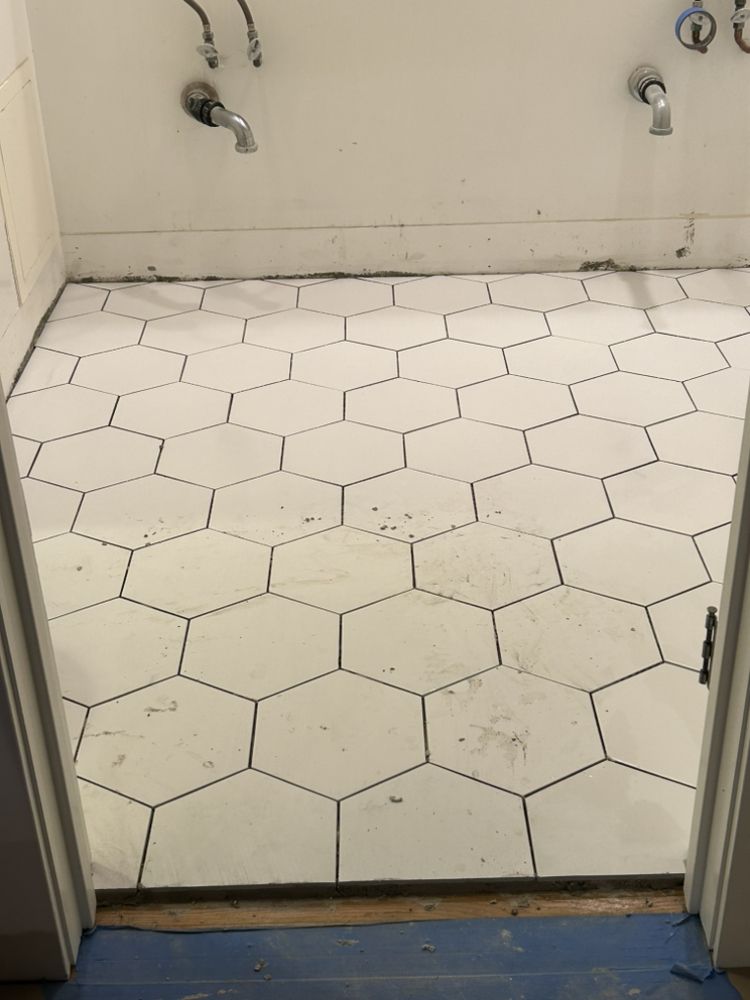 Lou's Floor Covering - countertop fabricator in Los Angeles, CA