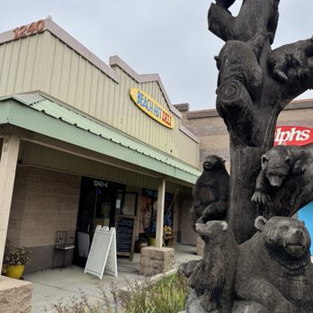 Beach Hut Deli - Outside landmark - Delis Near Me - Los Osos, California