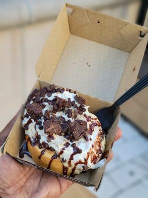 Cinnaholic by null