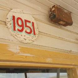 Rocky's Super Dog Drive Inn
