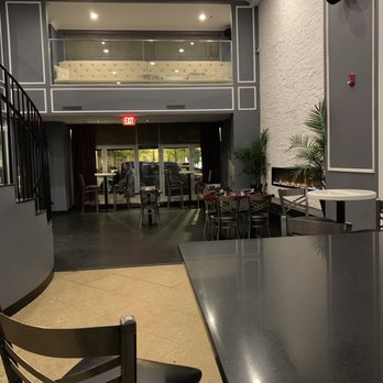 La Perle - Bars Near Me - Stamford, Connecticut