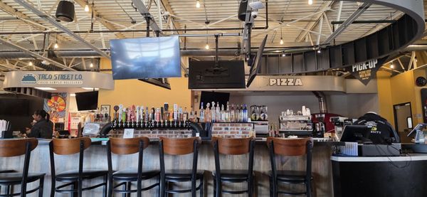 West Social Tap & Table by null