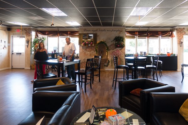 Sunland Vintage Winery by null