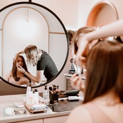 Glamhouse Beauty Bar - We're ready for your GLAM session!