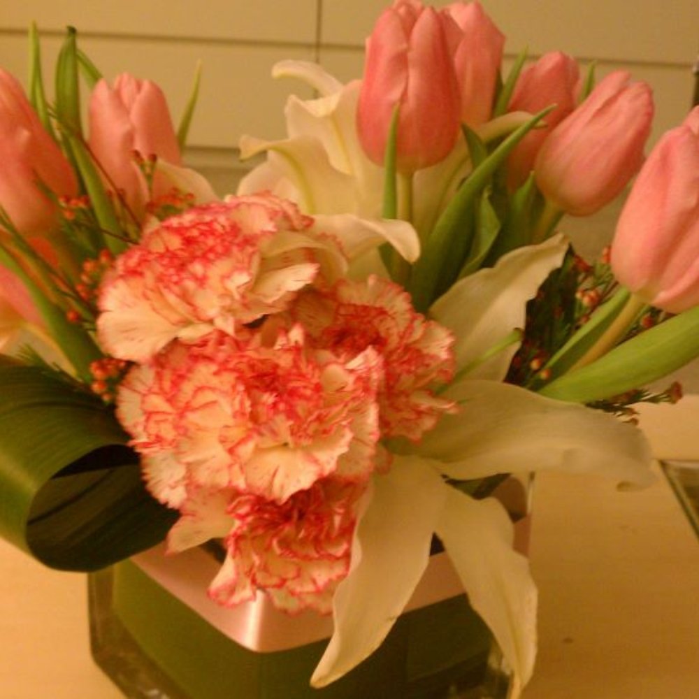 Flower World & Wedding - Florists Near Me - Los Angeles, California