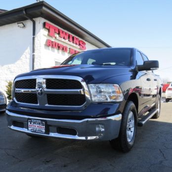 Twins Auto Mall - 2019 RAM 1500 WARLOCK 4X4 CREW CAB - Used Car Dealers Near Me - Rockford, Illinois Twins Auto Mall - 2019 RAM 1500 WARLOCK 4X4 CREW CAB - Used Car Dealers Near Me - Rockford, Illinois