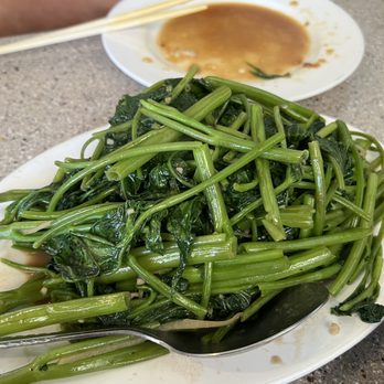 Moon Garden Restaurant - Harm ha ong choy - Seafood Near Me - Honolulu, Hawaii