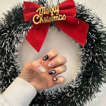 Shia Nail - Christmas nail - Nail Technicians Near Me - Los Angeles, California Shia Nail - Christmas nail - Nail Technicians Near Me - Los Angeles, California