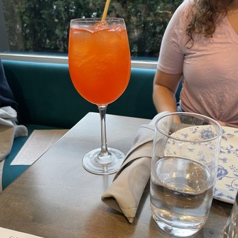 ilona - Grapefruit spritz - Bars Near Me - Boston, Massachusetts ilona - Grapefruit spritz - Bars Near Me - Boston, Massachusetts