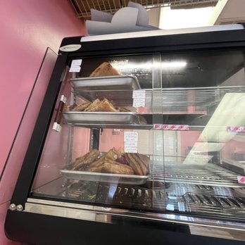 Sugar Diva Bakery & Cafe - Bakeries Near Me - Louisville, Kentucky Sugar Diva Bakery & Cafe - Bakeries Near Me - Louisville, Kentucky