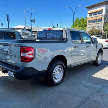 Putnam Ford - Awesome 2022 Ford Maverick XL Hybrid! - Car Dealers Near Me - Burlingame, California