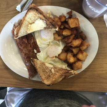 Eggs Up Grill - Breakfast & Brunch Near Me - Myrtle Beach, South Carolina
