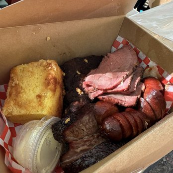 River's End - Tri-Tip, Brisket, Hot link and corn bread plate - Pubs Near Me - Santa Clarita, California River's End - Tri-Tip, Brisket, Hot link and corn bread plate - Pubs Near Me - Santa Clarita, California