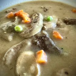 Bob's - Lengua in Mushroom Sauce