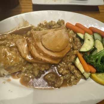 Marie Callender's - Turkey dinner - American Near Me - Camarillo, California