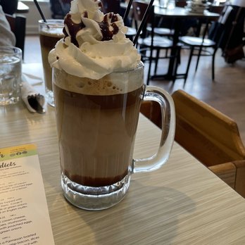 Le Peep - Mocha latte - Breakfast & Brunch Near Me - Highlands Ranch, Colorado